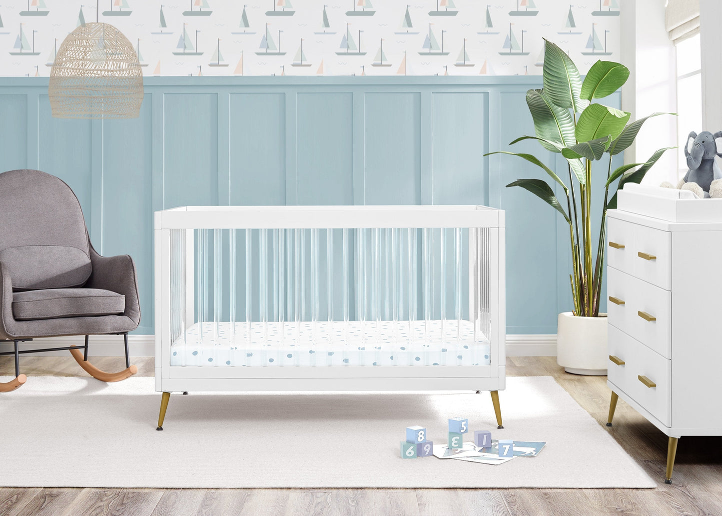 Sloane 4-in-1 Acrylic Convertible Crib