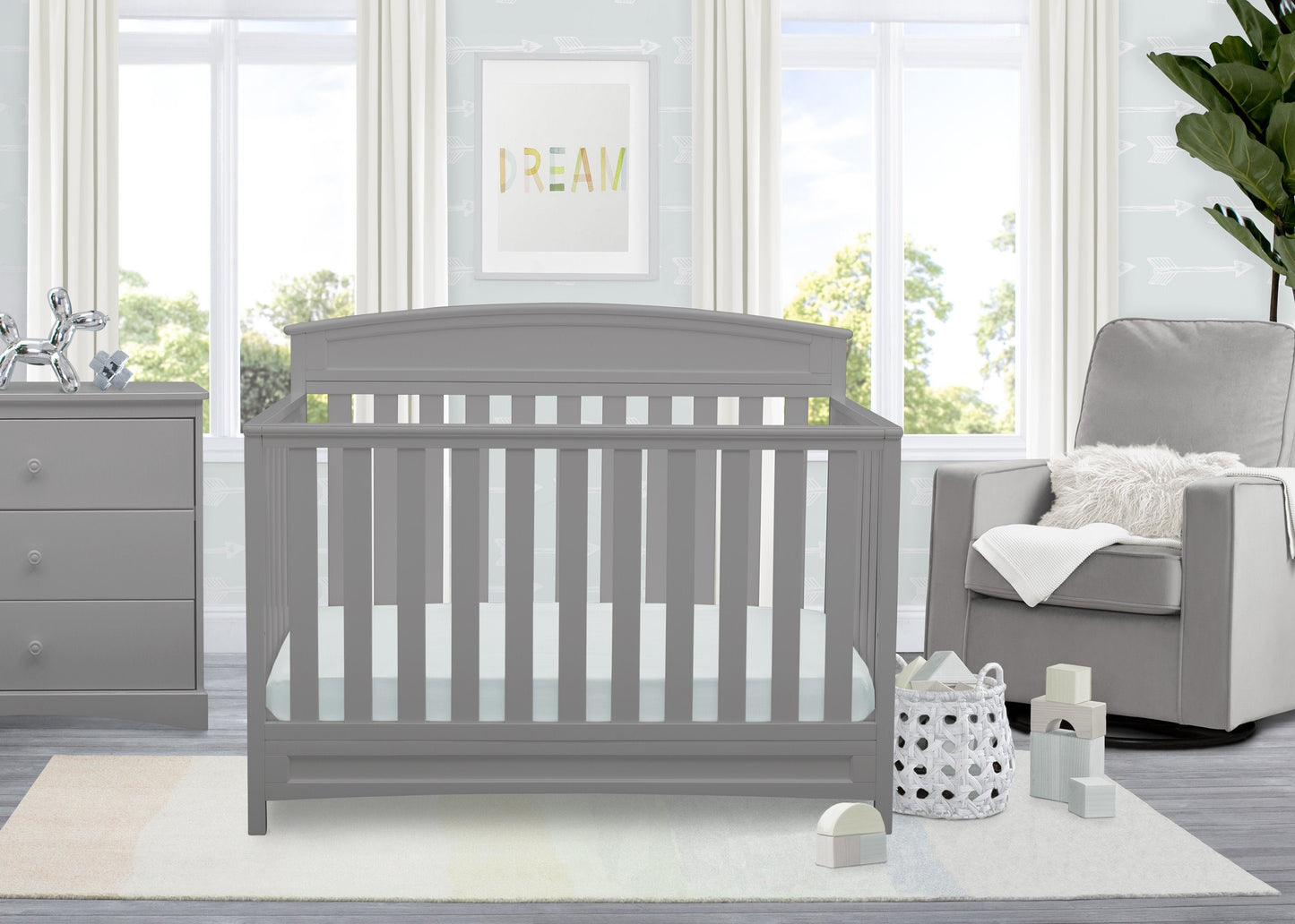 Lila 5-in-1 Convertible Crib