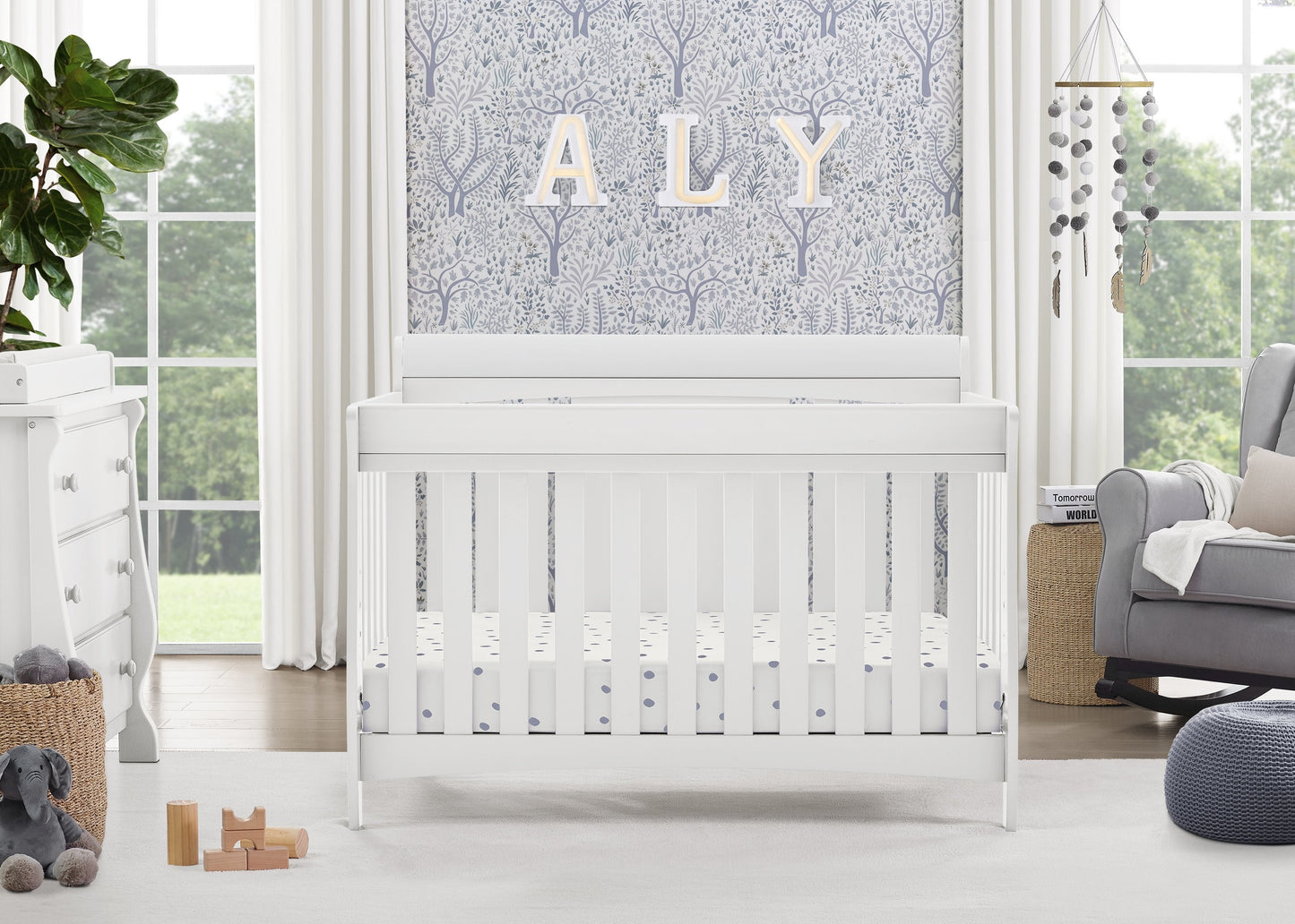 Richmond 6-in-1 Convertible Baby Crib