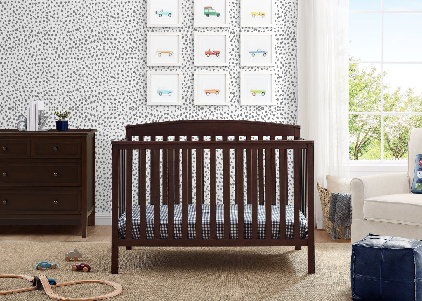 Hanover 6-in-1 Convertible Baby Crib